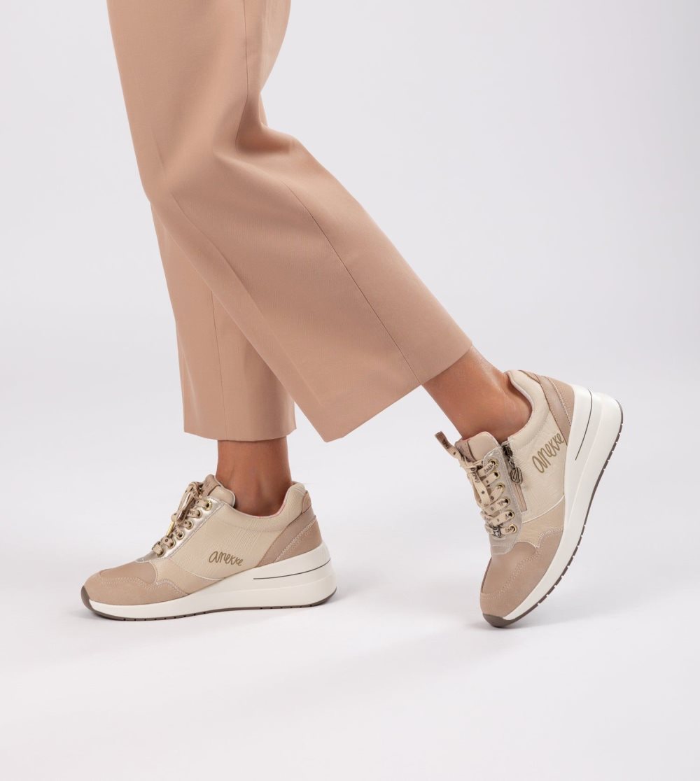 Női Anekke Peace & Love Wedge Sneakers Sportcipő | MTFHRB-239