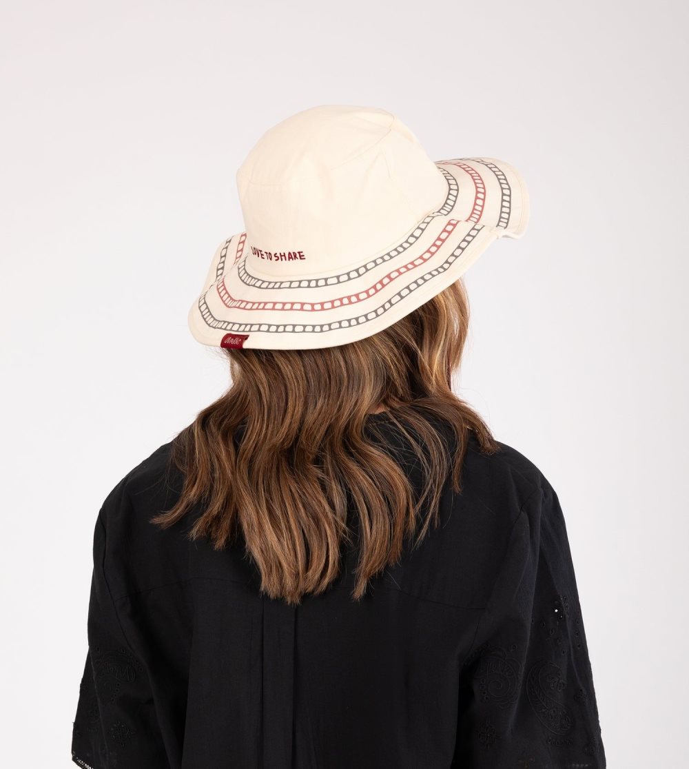 Női Anekke White Bucket Hat Kalap | LSINHK-857